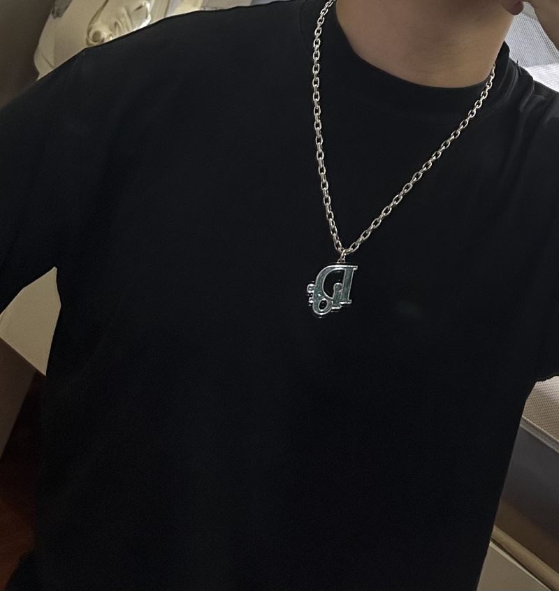 chr1st1an D10r necklaces